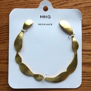 MANGO Gold Choker Necklace